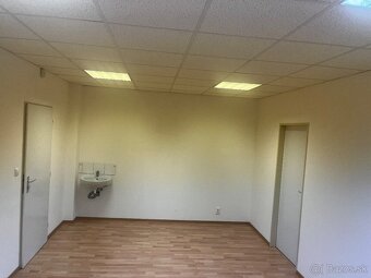 Prenájom kancelárie 46 m2 Trenčin - 4