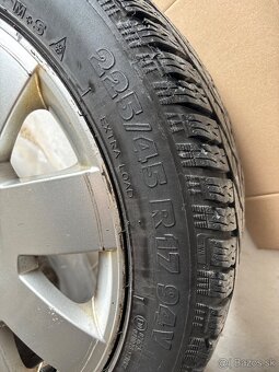 Predám zimné pneumatiky na diskoch ŠKODA 225/45 R17 - 4