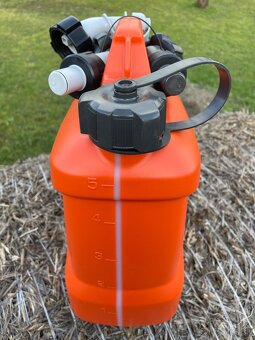 Kombinovaný kanister Husqvarna k motorové pile, nový - 4