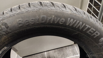 Predám 4ks zánovné zimné pneumatiky - 4