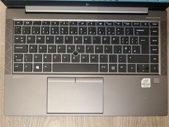 ▼HP ZBook Firefly 14 G7 - 14" / i5-10310U / GPU 2GB / 16GB▼ - 4