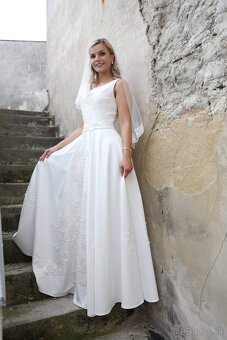 Jednoduché svadobné šaty - 4