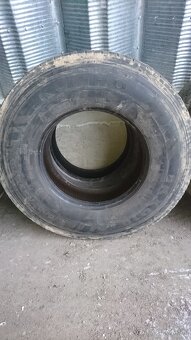 Pneu 315/80/22,5 - 4