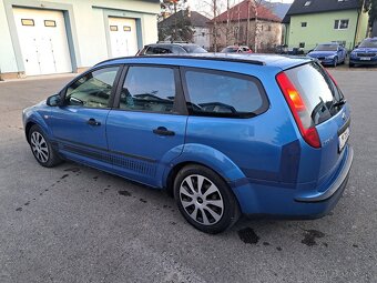 Ford Focus Combi Mk2 Ghia - 4