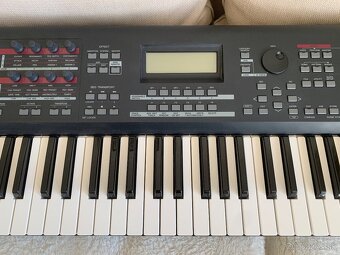 YAMAHA moX6 - 4