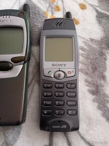 Předám Nokia a Sony telefony - 4