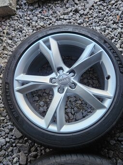 5x112 R19 255/40R19 - 4