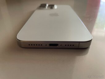 iPhon 15 Pro Max - 4