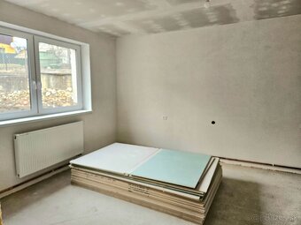 Tehlový dom po čiastočnej rekonštrukcii - Podbrezová - 4