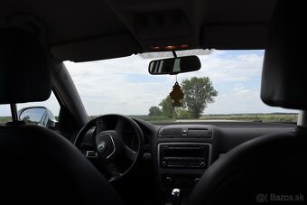 ŠKODA OCTAVIA 2 - 4