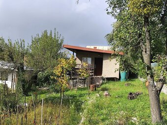 Záhrada s murovanou chatou - Košice-Západ - 4