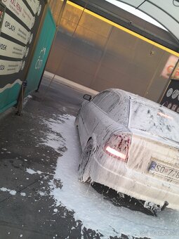 Predám opel astra g 2liter.74kw - 4
