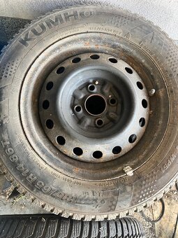 Predám zimné kolesá 185/65 R14 - 4