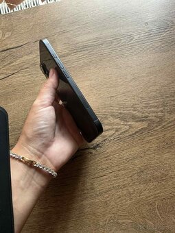 Apple iPhone 16 128gb - 4