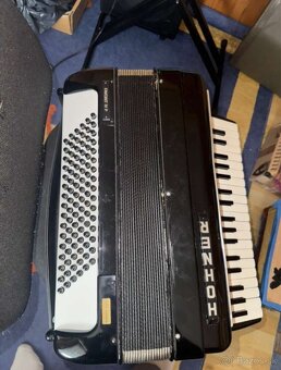 Predám akordeón Hohner Favorit IV P - 4