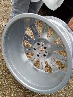 Predám elektróny AUDI R20 5x112 66,6mm - 4