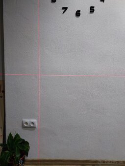Krizovy liniovy laser - 4