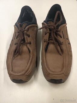 Tenisky Nike a kožené poltopánky Meindl - 4