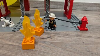 Lego duplo Hasicska stanica 5601 - 4