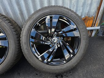 VW Nevada Touareg Rline CR7 5x112 R20 285/45 R20 Demo - 4