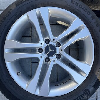 18" elektrony orig. MERCEDES GLA - 4