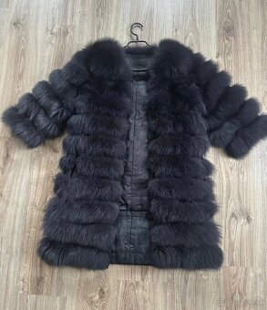 Kozuch 4v1 z pravej ciernomodrej lisky - 4