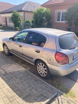Nissan Almera 1.5i - 4