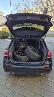 Mercedes-Benz A180 AMG,2022 - 4