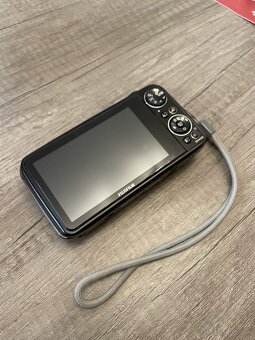 Fujifilm FinePix Real 3D W3 - 4
