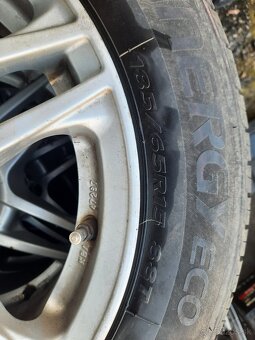 4x100 r15 - 4
