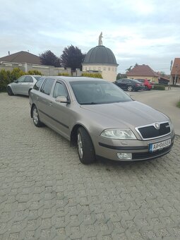 Škoda Octavia II combi 2.0TDI DSG STK EK 2026 rok 2006 - 4