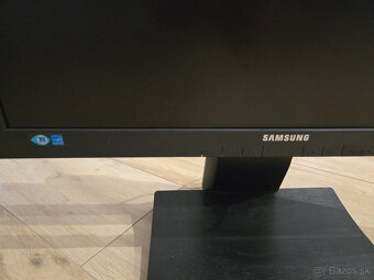 predam monitor SAMSUNG SA45 - 4