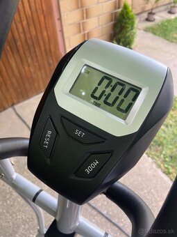 Eliptický trenažér Techfitt 2900 - 4