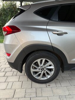Hyundai Tucson 1.6 T-GDi, A/T 4x4 Shadow + ťažné - 4
