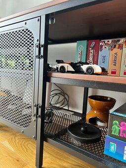Ikea tv skrinka - 4