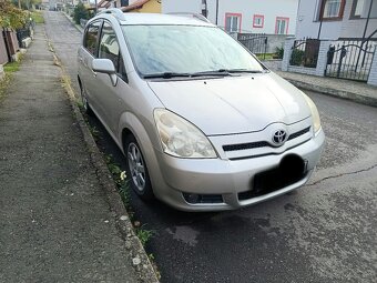 Toyota corolla verso 7-miest - 4