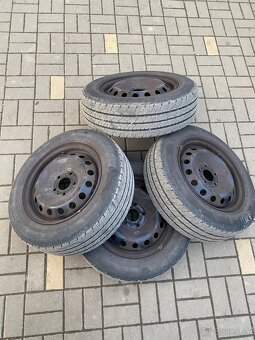 Plechové disky s pneu R16 rozteč dier 112, 205/65 R16-C - 4