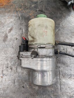 Servočerpadlo Škoda fábia 1 , TRW, 6Q0423371, - 4