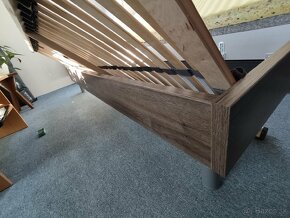Predám posteľ s matracom a roštom 90x200cm - 4