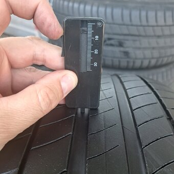 Predam 4ks letne Michelin primacy 3 . 215/50 R18 - 4