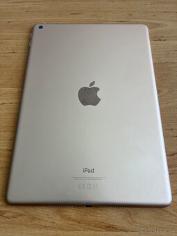 Apple iPad 7 - 4