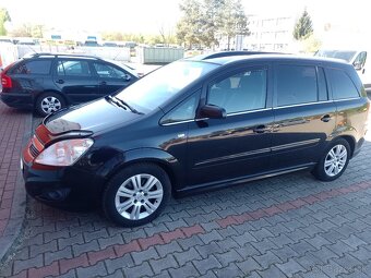 Predám Opel Zafira 1.9.diesel 110kw r.v.2009 - 4