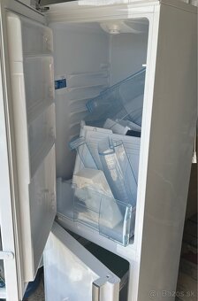 Chladnicka s mraznickou Beko CSA29030 - 4
