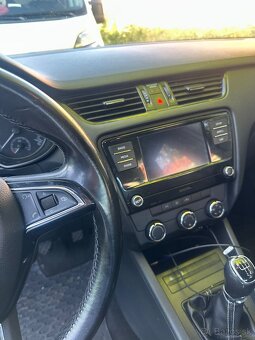 Škoda Octavia III 1.6 TDi 81kw - 4
