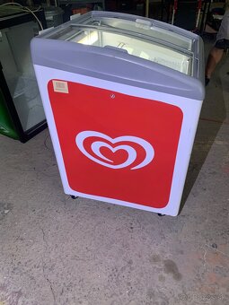 Predám mrazák na zmrzlinu AHT RIO S68 LED (Unilever, 2022) - 4