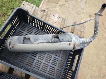 Predám náhradné diely na Peugeot Satelis 125 - 4