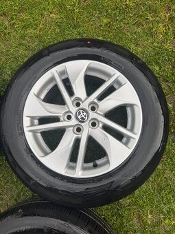 Toyota Sada R15 185/65 ET45 s TPMS - 4
