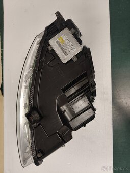 Ľavý Bixenon Audi A6 4f AFS 4F0 941 029 - 4