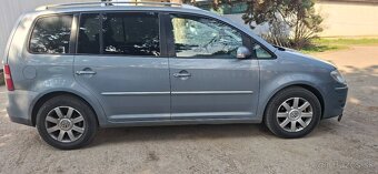 Volkswagen touran 2tdi 7miestny - 4