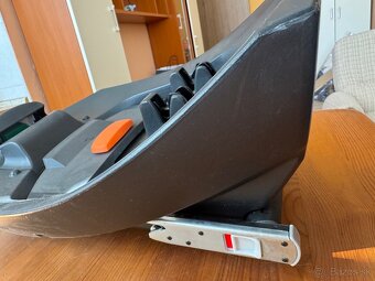 Systém pripojenia Isofix - 4